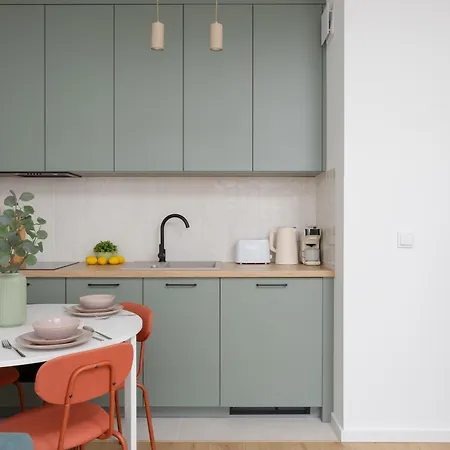 Modern And Comfortable Studios With Smart Tvs Near Pge By Noclegi Renters