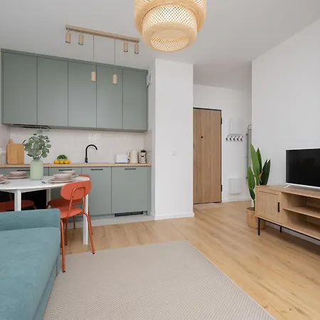Modern And Comfortable Studios With Smart Tvs Near Pge By Noclegi Renters Daire *